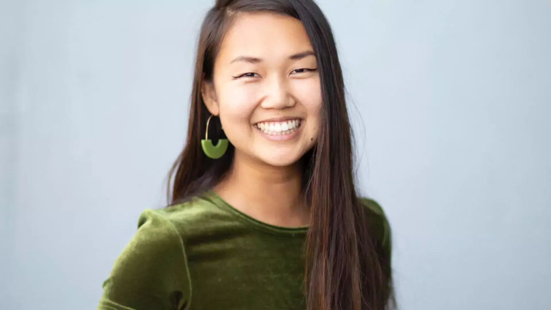 Kayla Abe headshot